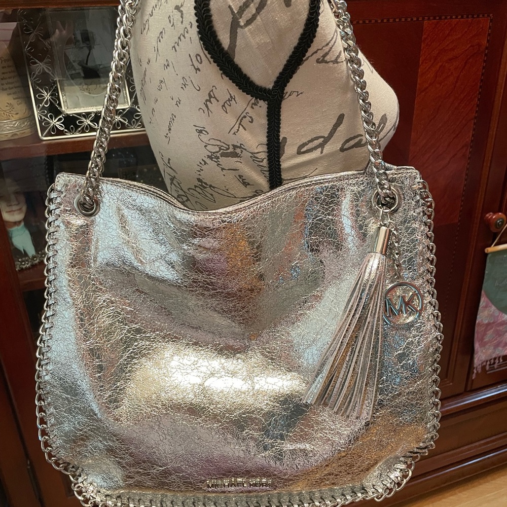 🩶 Fabulous vintage Michael Kors handbag 🩶